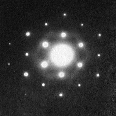 TEM difrakn snmek monokrystal hlinku pi 100 kV
